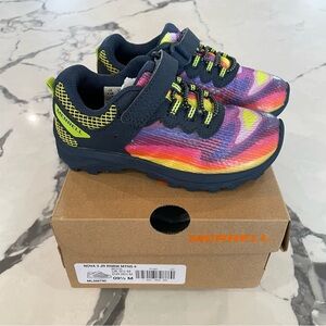 Nova 3 Jr Rainbow Mountains Hiking Trail Runner